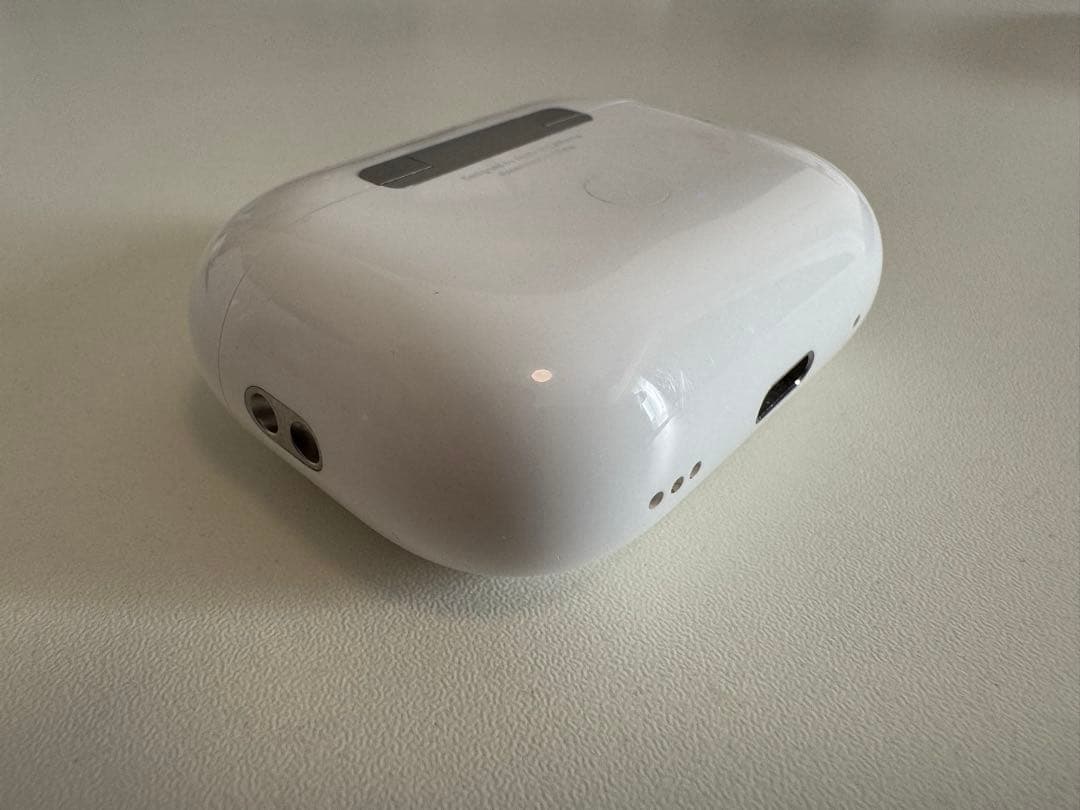 AirPods Pro 2（2024末購入、不具合無し、付属品完備）