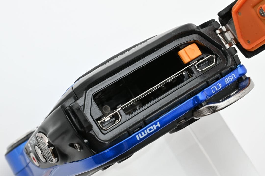 【ほぼ新品】FUJIFILM FINEPIX XP80 ブルー　動作確認済