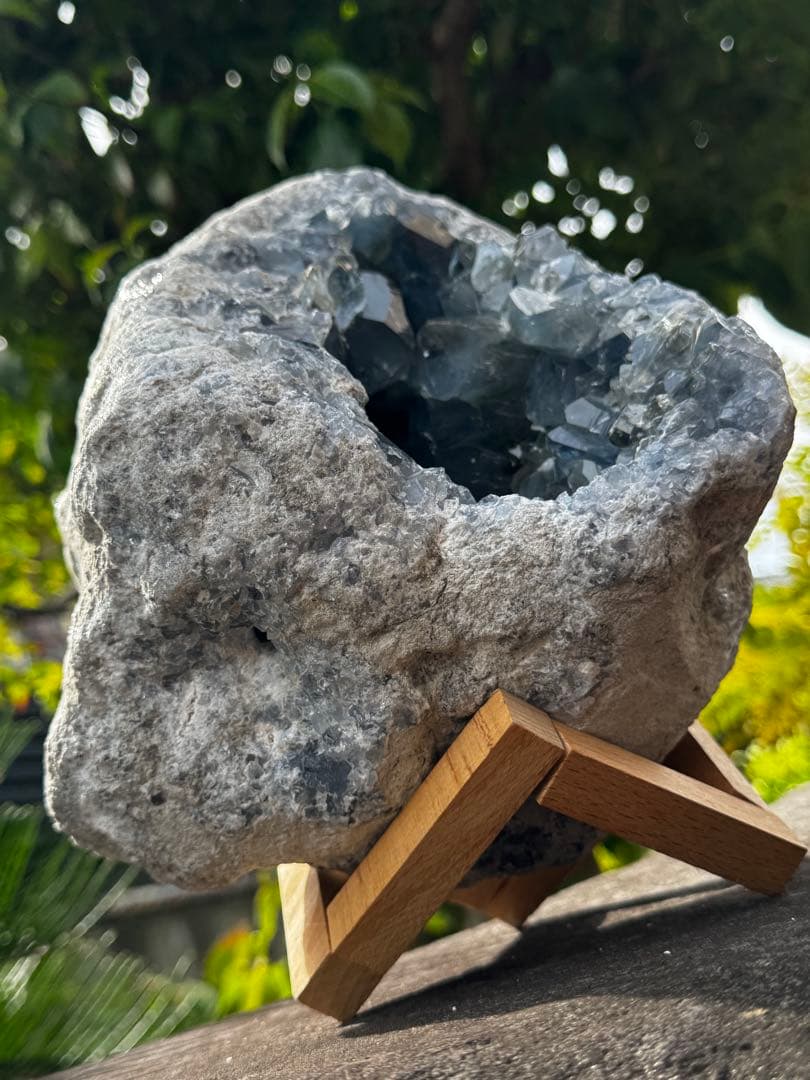 超巨大セレスタイトジオード　原石