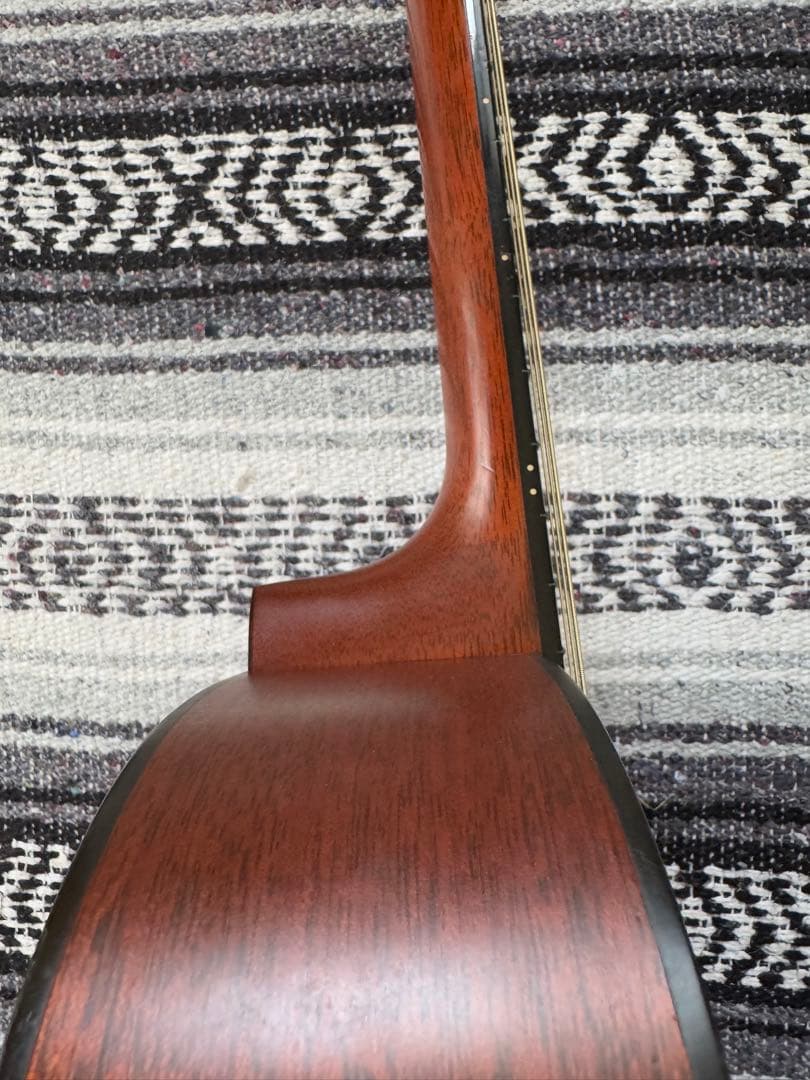 2007年Martin ooo-16GT USA製