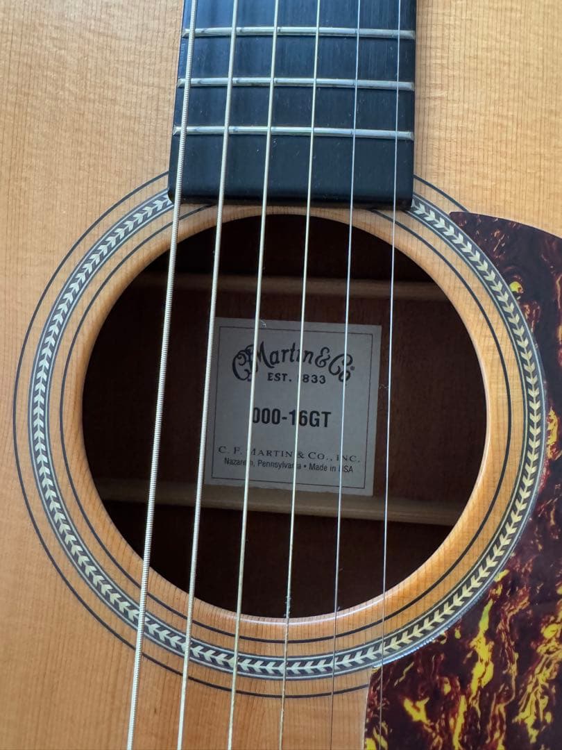 2007年Martin ooo-16GT USA製