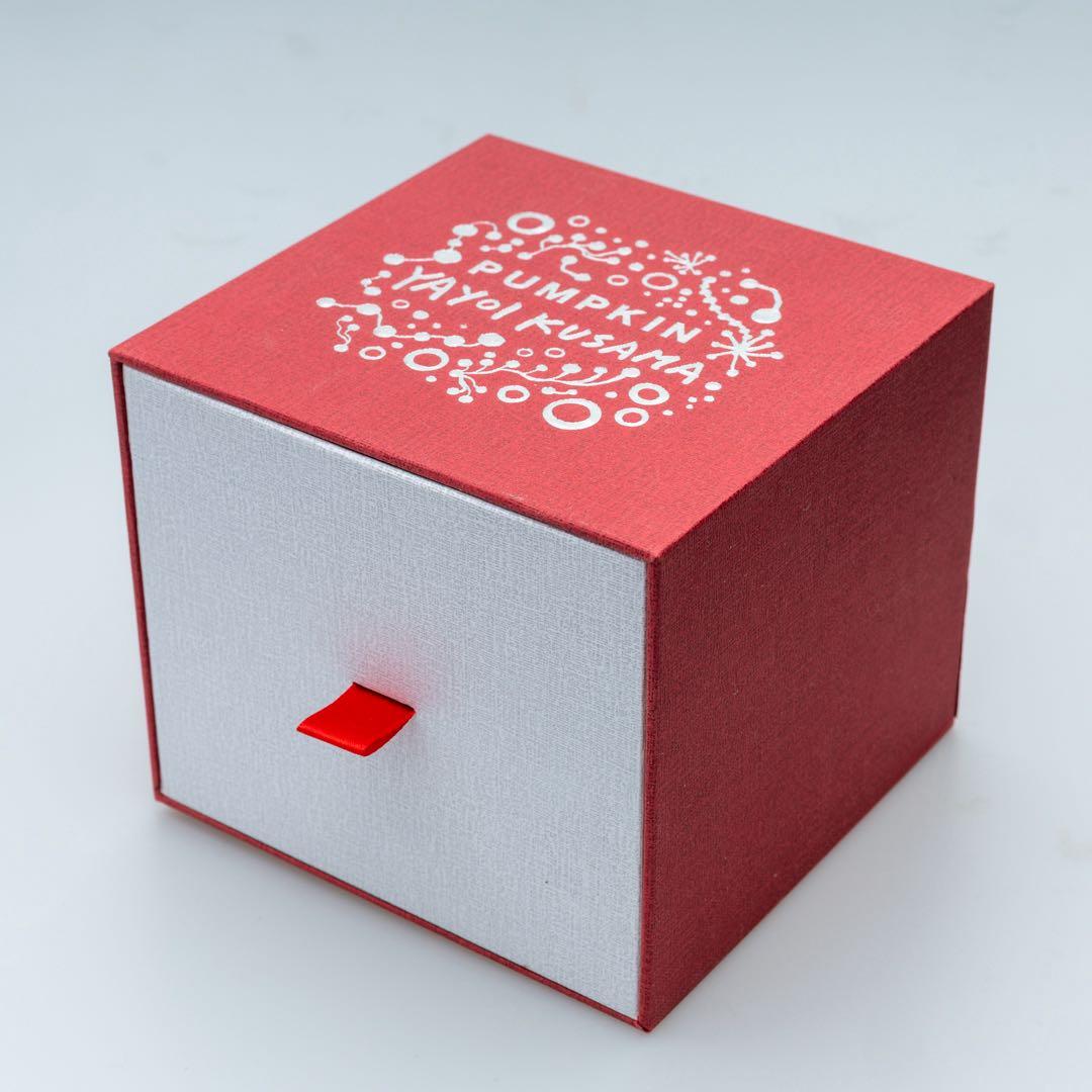 草間彌生 かぼちゃ 赤　ペーパーウェイト　オブジェ