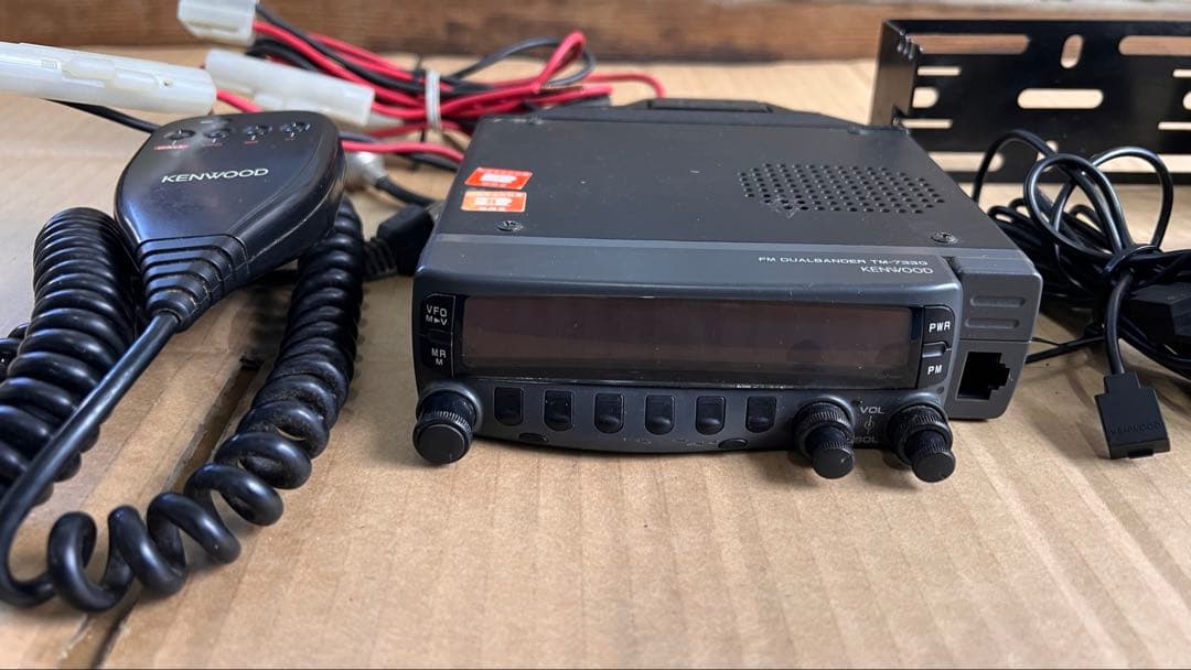 送料込! KENWOOD TM-733G VL トランシーバー　無線機