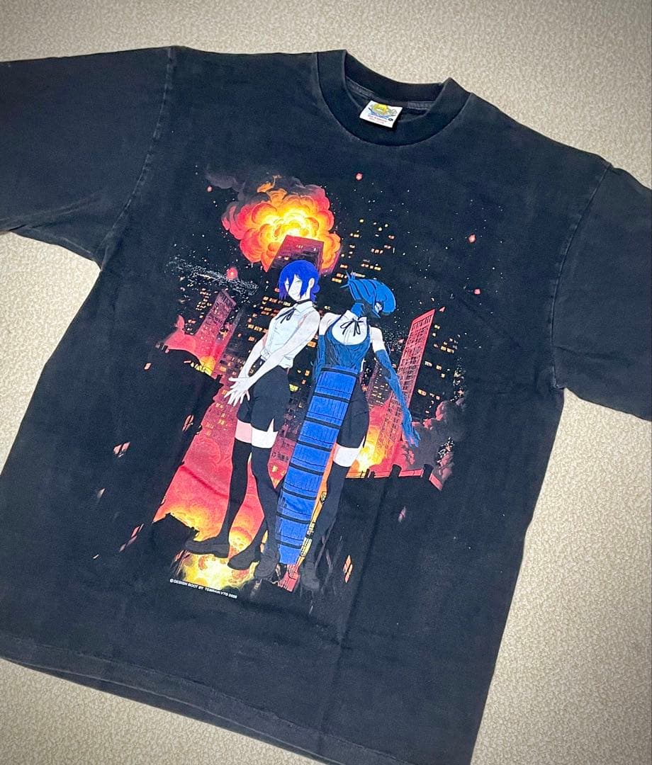 L*n様 希少　チェンソーマン　レゼ　ブラック　フェード　Tシャツ　アニメ　ボム