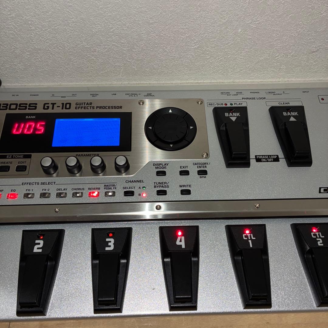 完動品！acアダプターセット　【美品】BOSS GT-10 マルチエフェクター