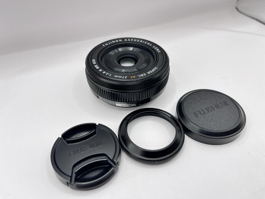 【美品フジフイルムFUJIFILM XF 27mm F2.8 R WR B267