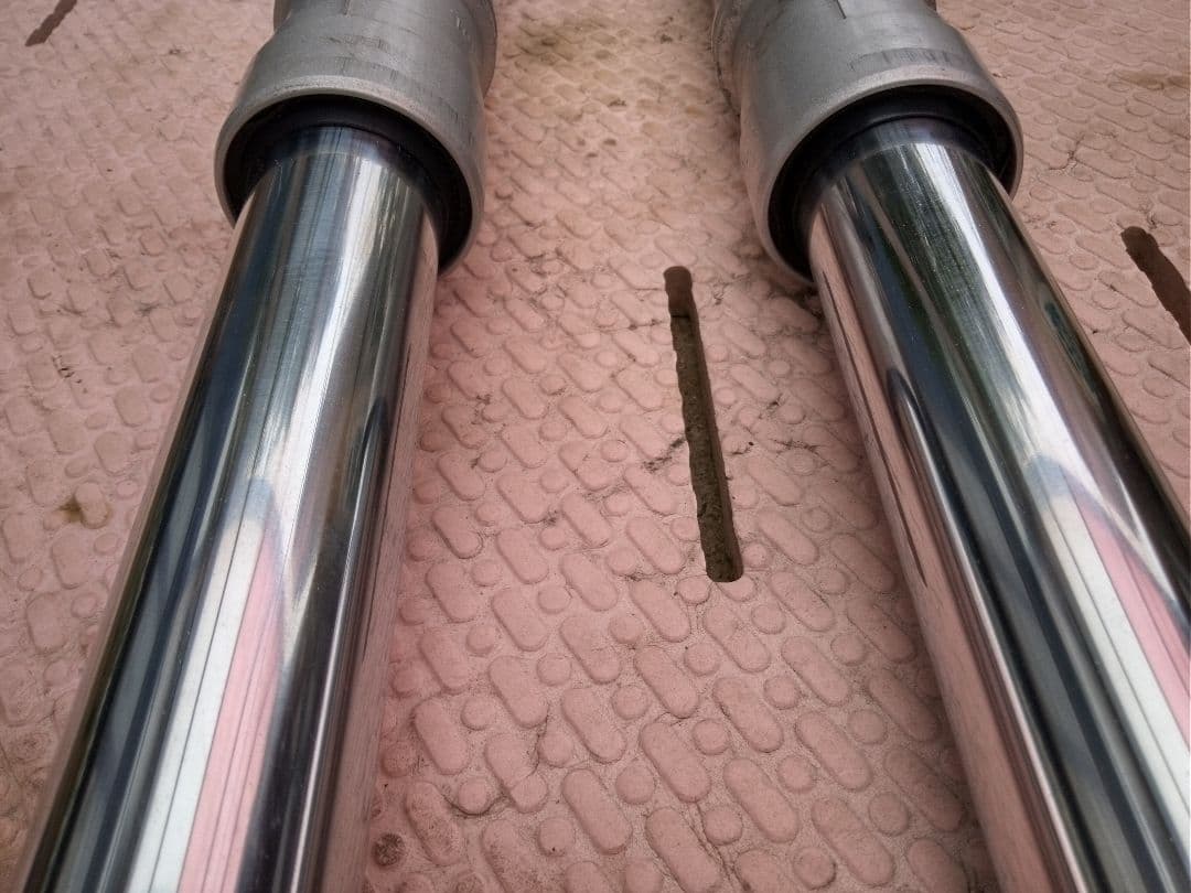 YAMAHA　TT250R フロントサスペンション