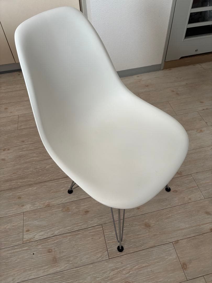 イームズ シェルサイドチェア ハーマンミラー