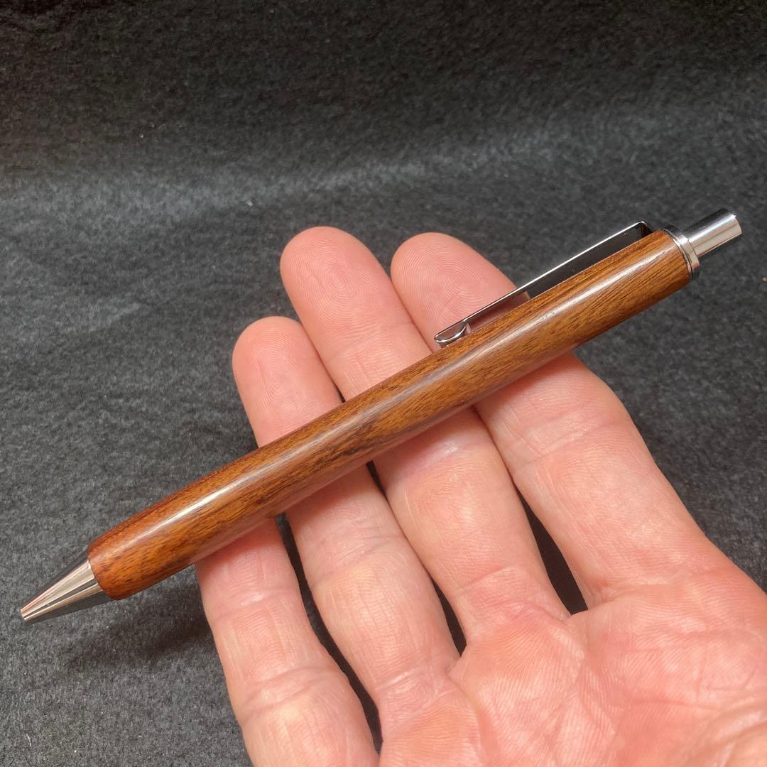 木軸ボールペン　樹種《デザートアイアンウッド》※超希少材　ハンドメイド