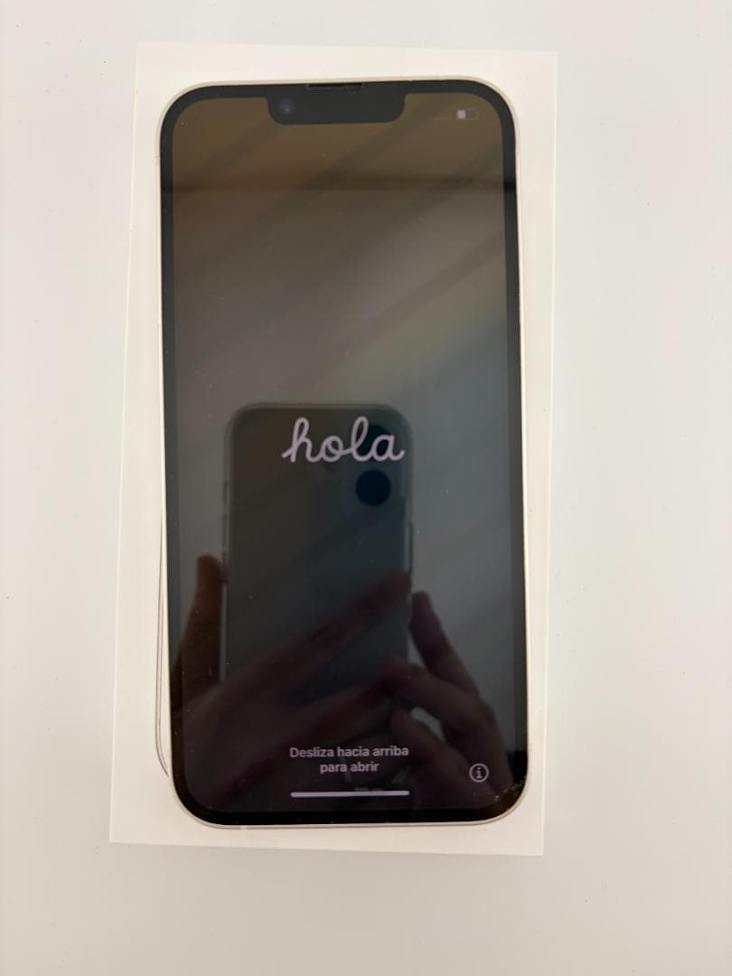 iPhone14 256GB SIMフリー スターライト（ホワイト）