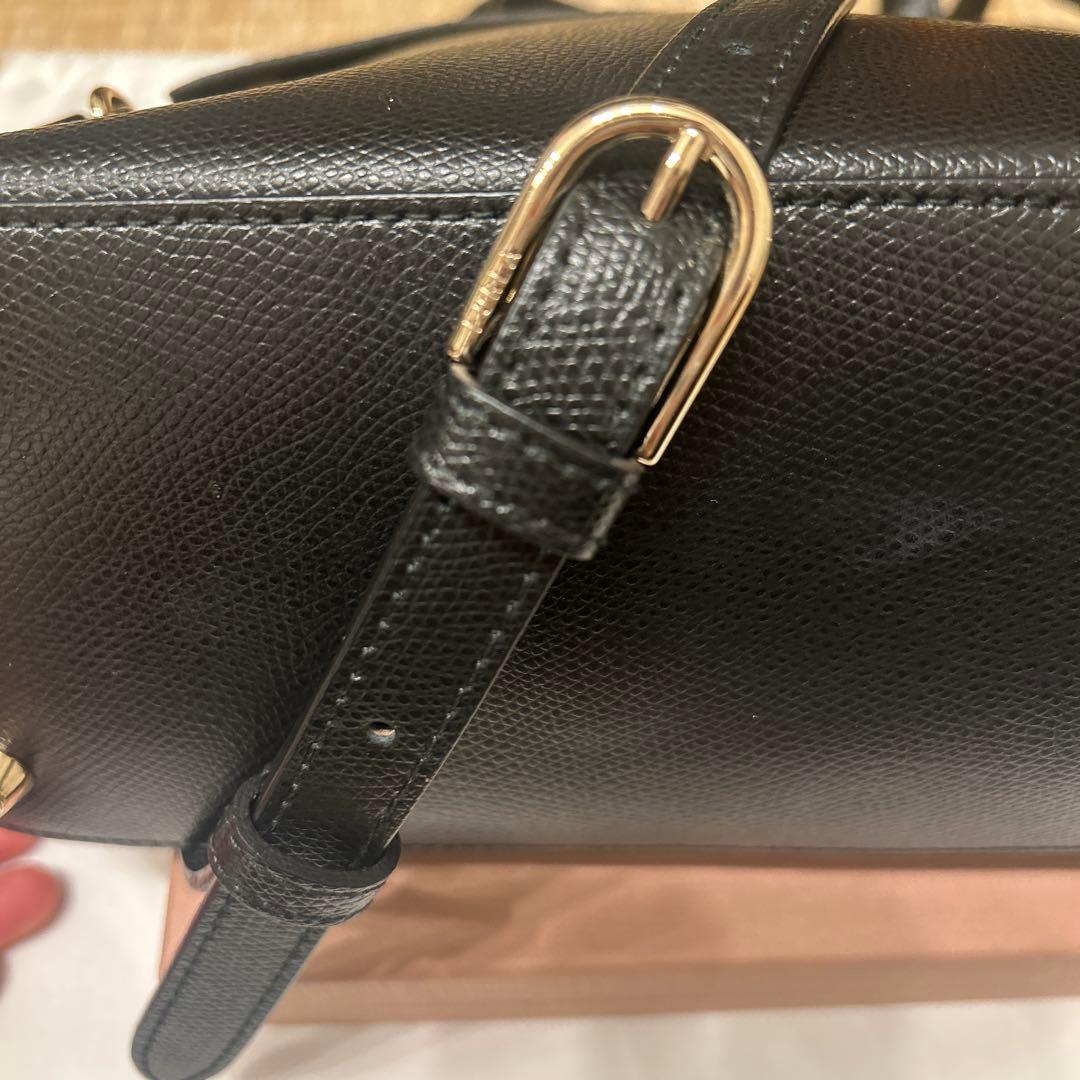 FURLA パイパー　ブラックレザーハンドバッグ