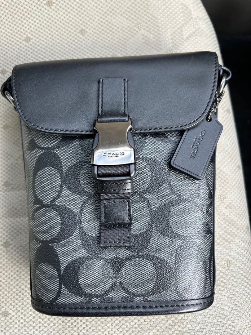 COACH ショルダーバッグ レザー コンパクト