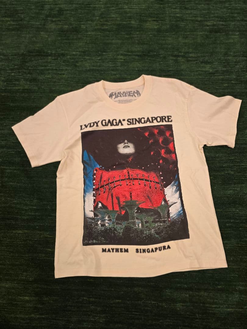 Lady Gaga The Mayhem Tour Tシャツ シンガポール