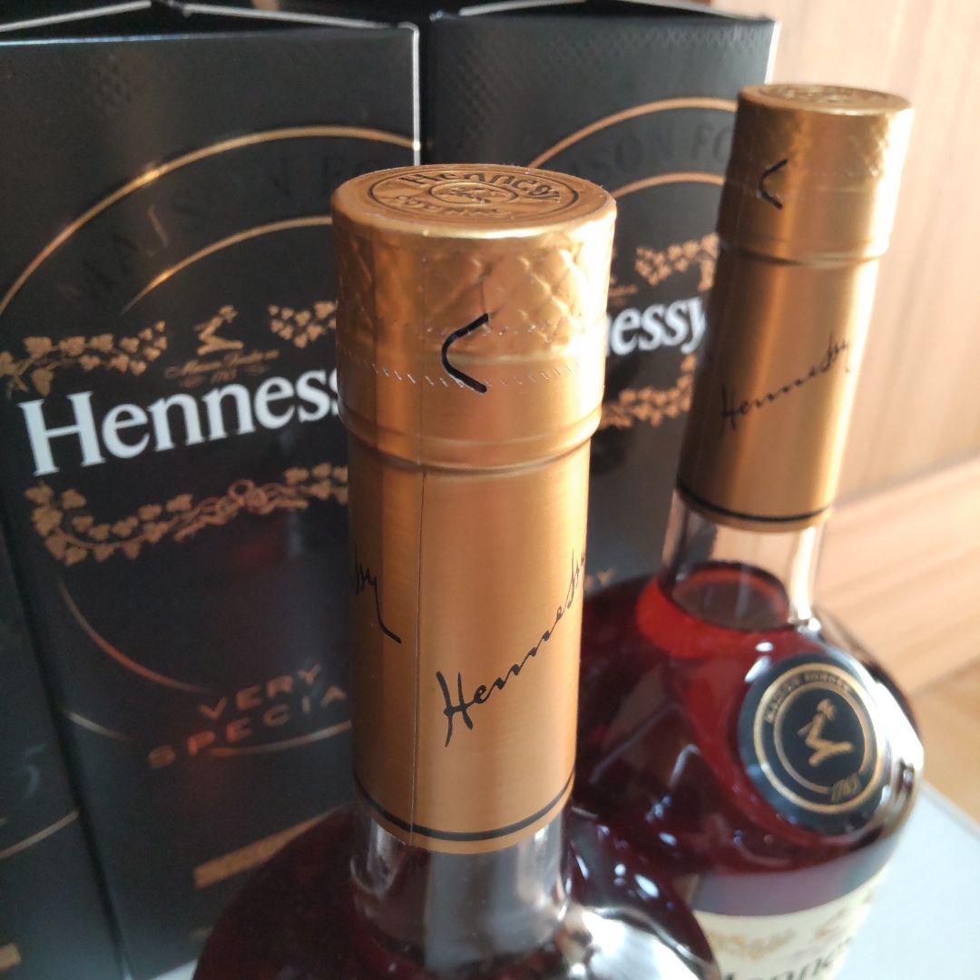 Hennessy VS コニャック 4本セット 箱付き　700ml 40％