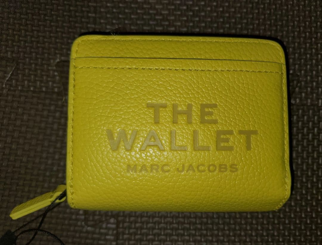 MARC JACOBS　イエロー　二つ折り　財布