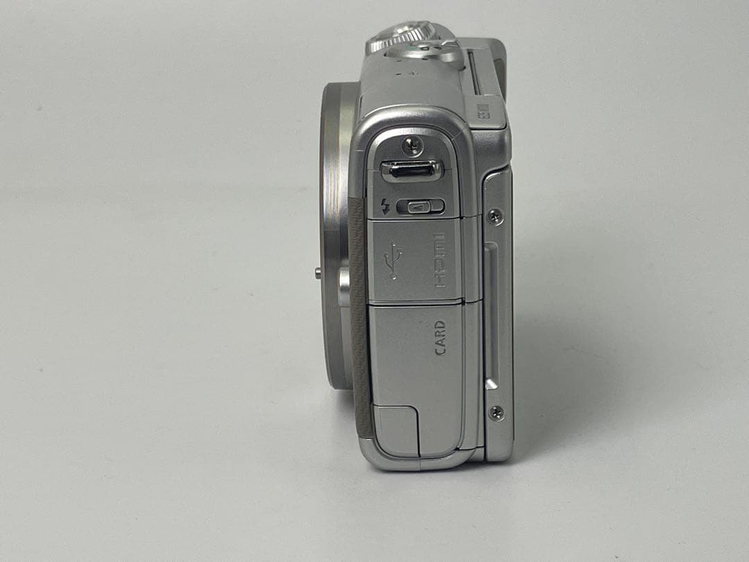 【返品保証・動作確認済】Canon EOS M100＋15-45mmレンズキット