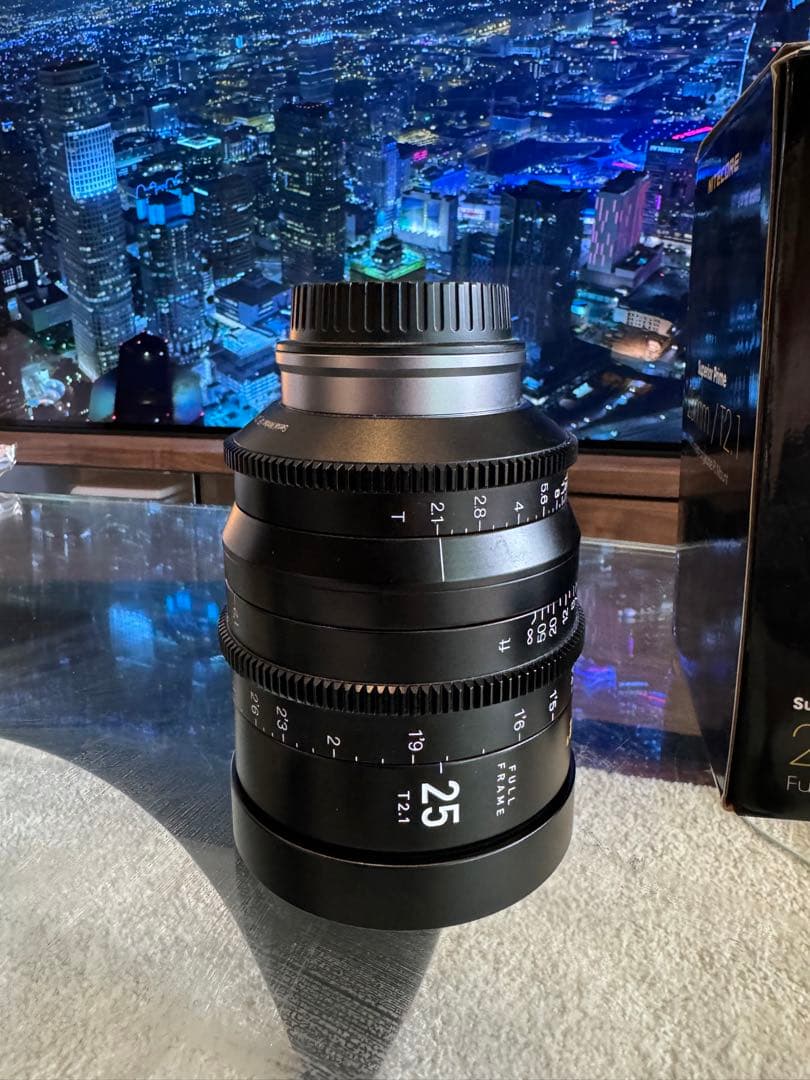 Nitecore 25mm T2.1 EF-mount | PL シネマレンズ