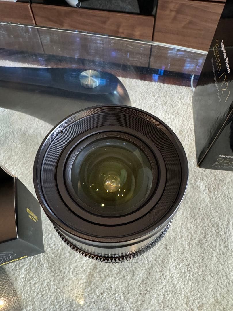 Nitecore 25mm T2.1 EF-mount | PL シネマレンズ