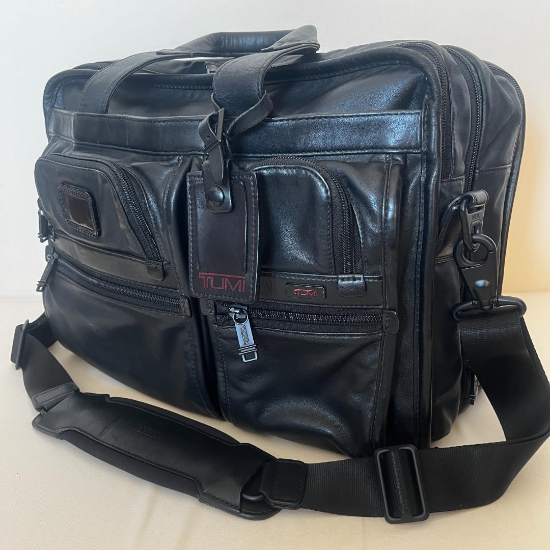 TUMI エクスパンダブル・オーガナイザー・ラップトップ・ブリーフ トゥミ