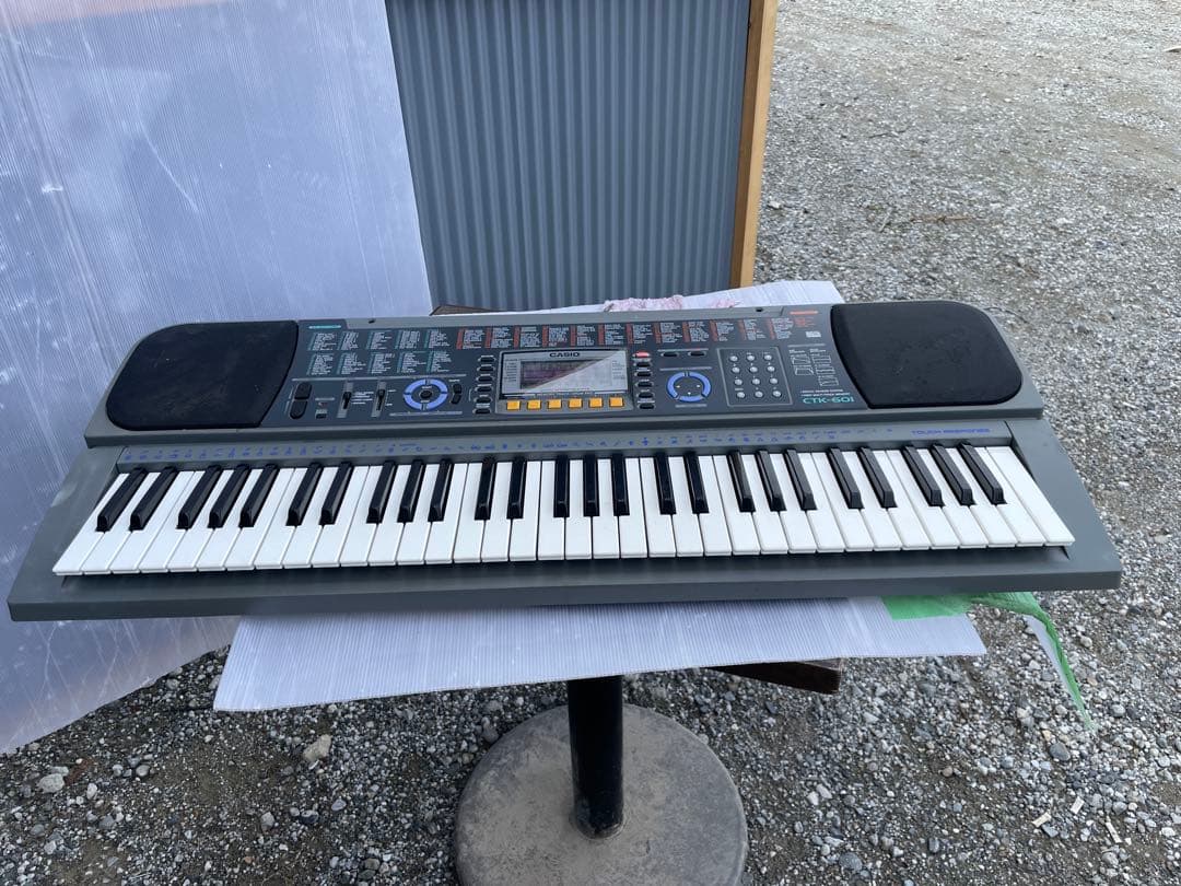 CASIO CTK-601 電子キーボード 61鍵 タッチレスポンス付き