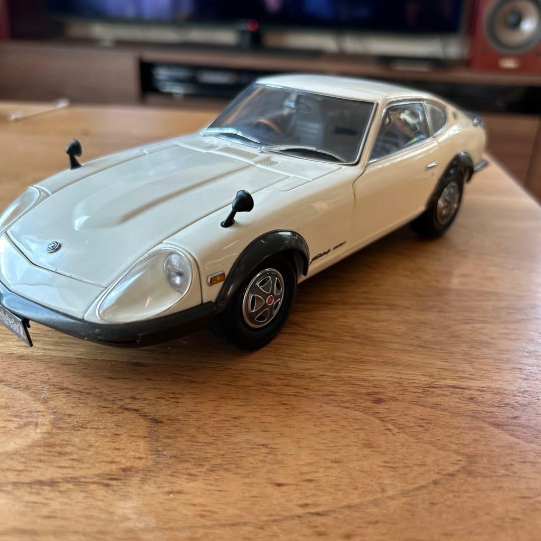 Fairlady Z ホワイト ミニカー 1/18 京商