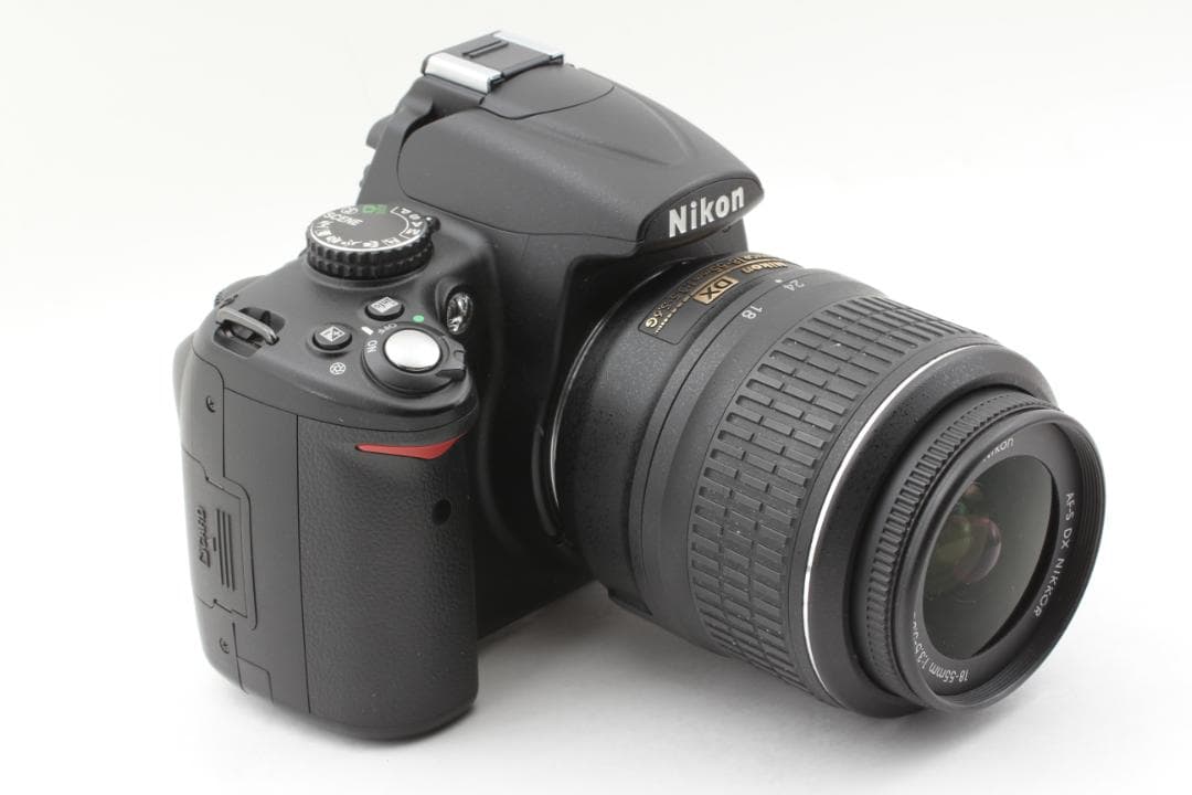 Nikon D5000 デジタルカメラ AF-S 18-55mm レンズキット