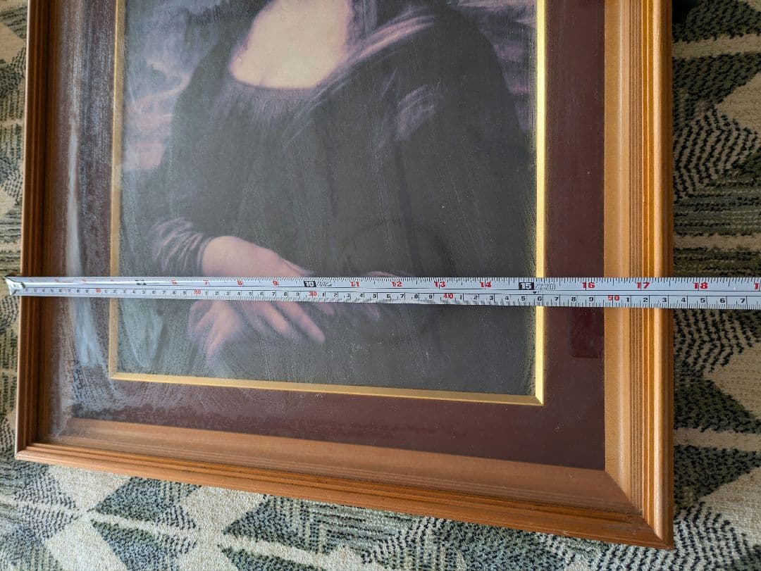 モナリザ 　絵画　額縁の重厚感あり