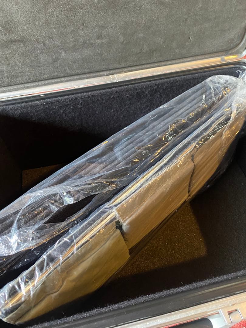 RIMOWA リモワ　TROPICANA トローリー　①