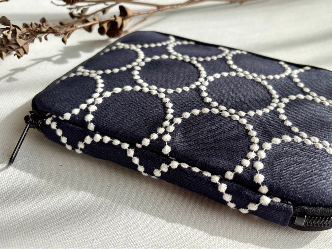 ★完成品【マルチケース】ミナペルホネン タンバリン navy × white