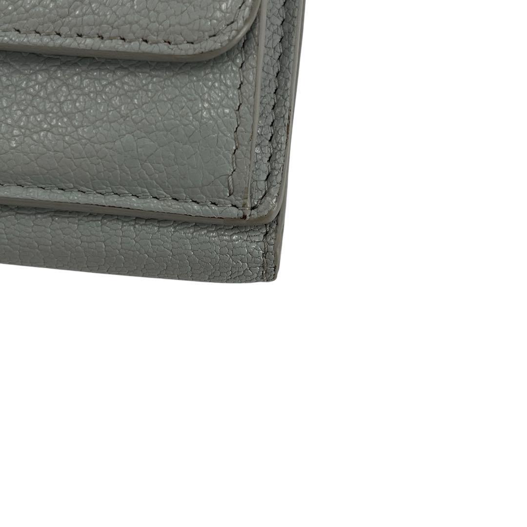 ミュウミュウ　折り財布　コンパクト財布　マドラス　パール　リボン　水色　レザー