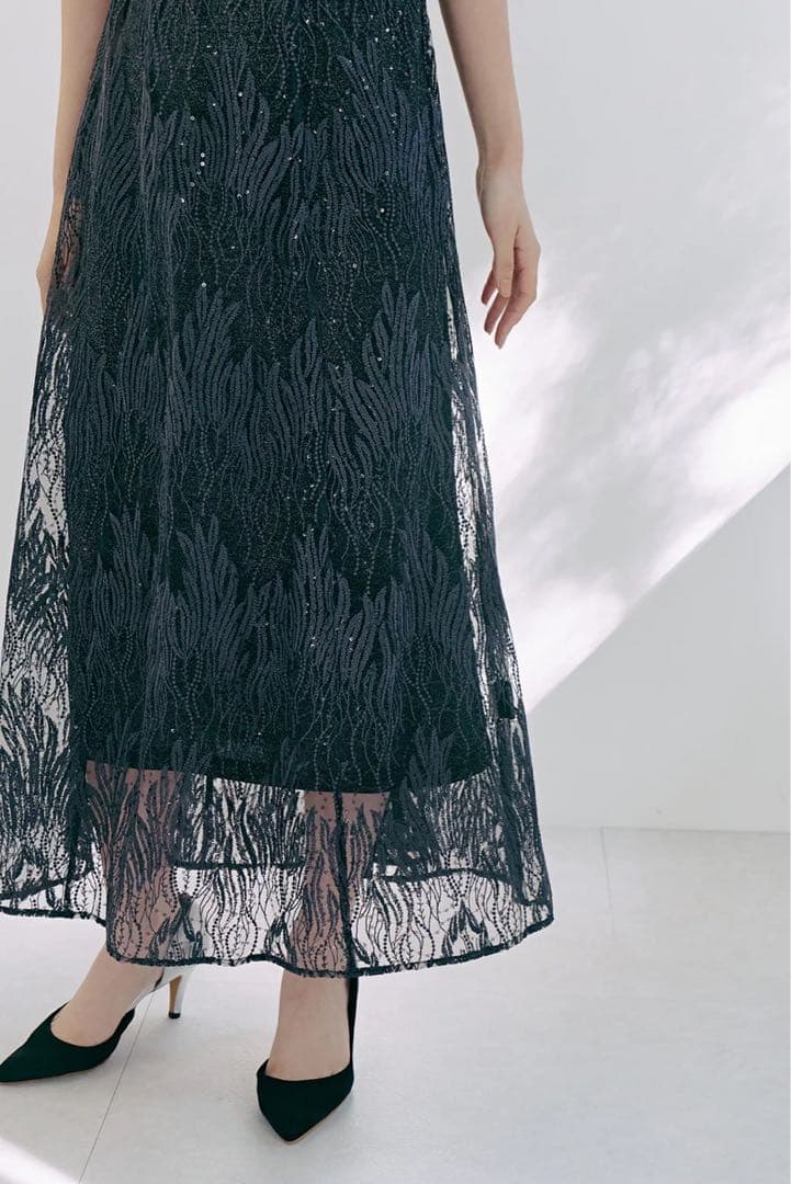 【新品即発送】kaeneスパンコールアネモネドレス