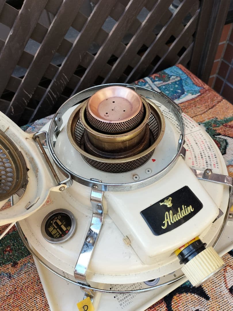 アラジン。純正芯交換済。メンテナンス済。取説付。ベージュD