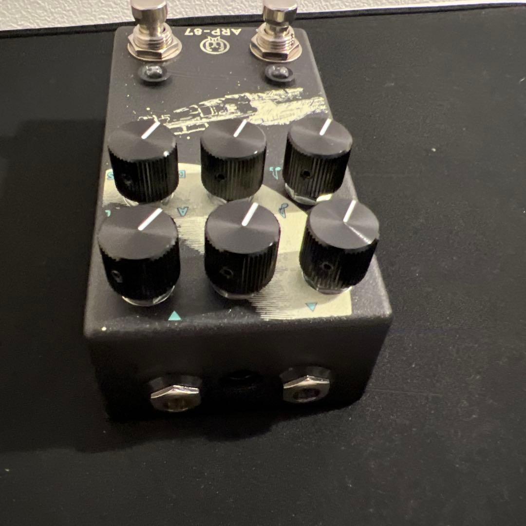 Walrus audio ARP-87 音出しのみ