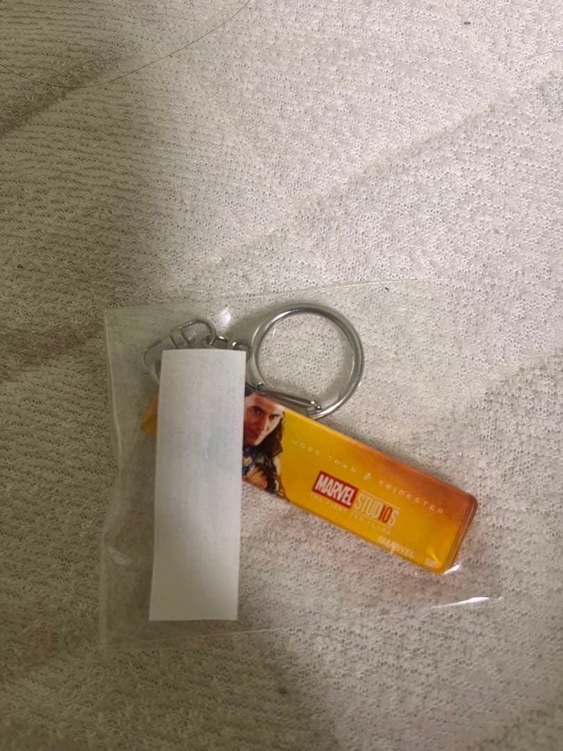 【激レア】marvel 10周年　マイティー•ソー、ロキのアクリルキーホルダー