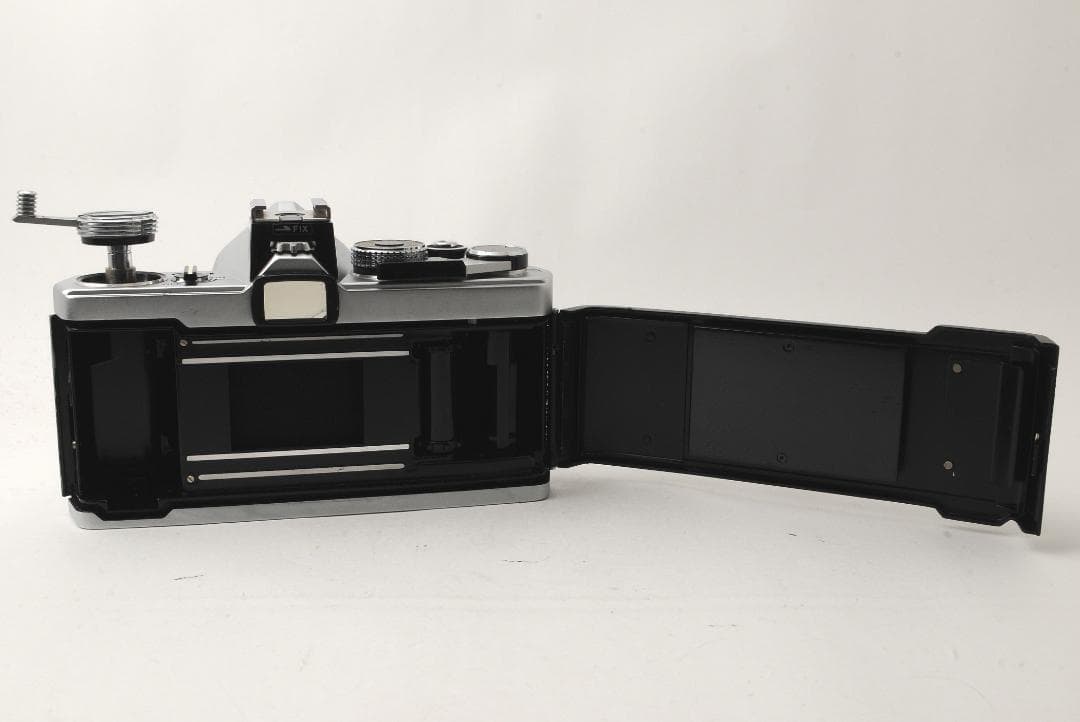 フィルムカメラ OLYMPUS OM-1 SV ZUIKO AUTO-W 28mm F/2.8