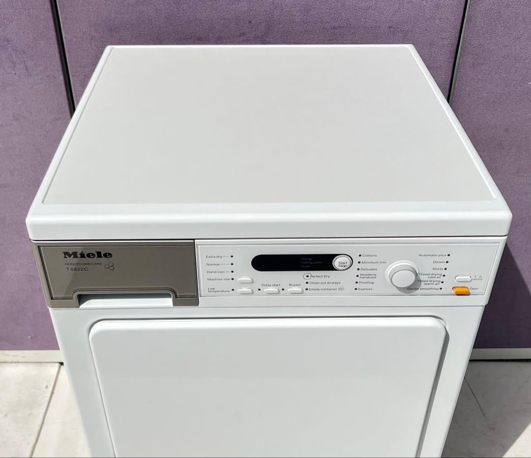 Miele ：T8822C 電気式乾燥機 ホワイト2017年