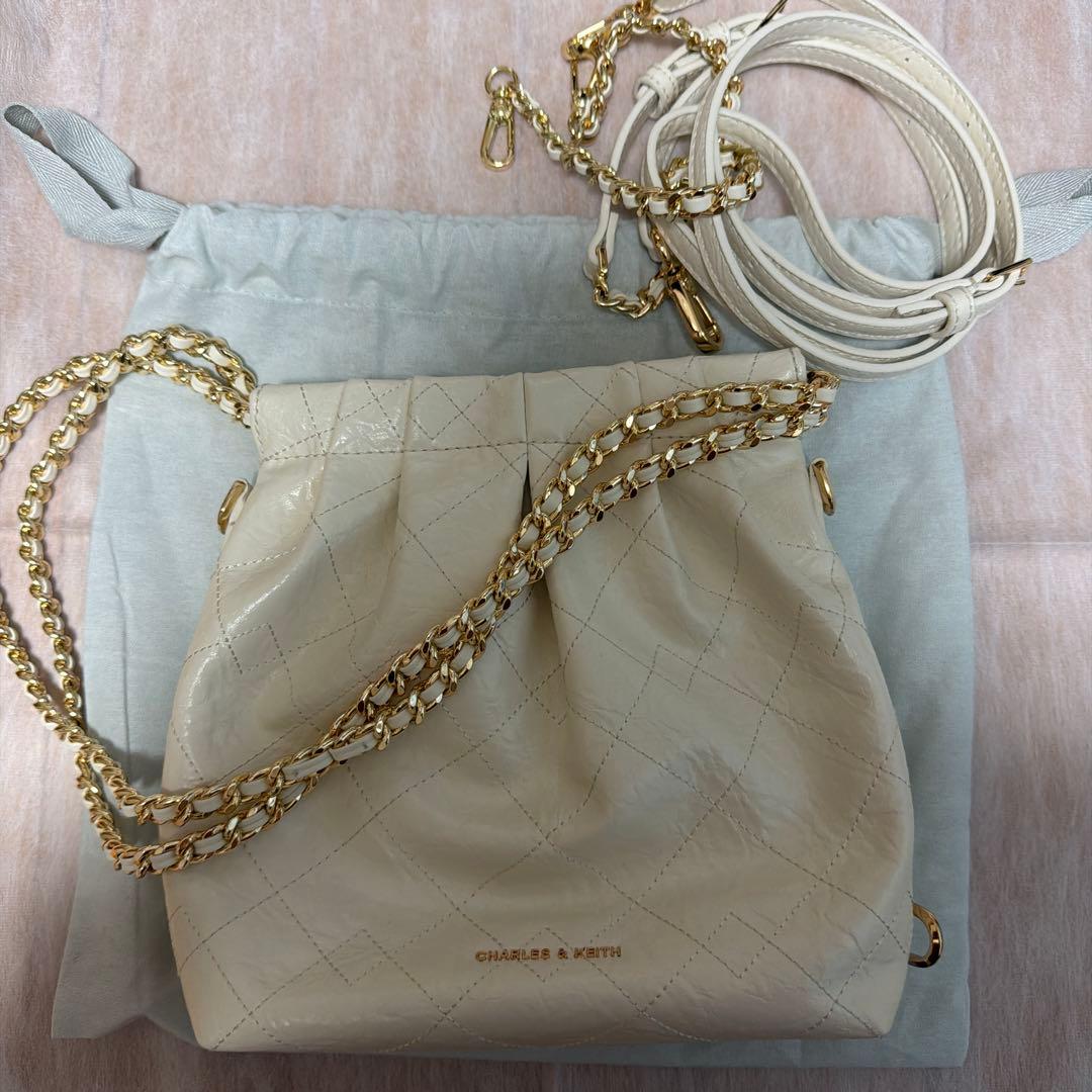 CHARLES & KEITH Duo ドゥオ チェーンハンドル ホワイト