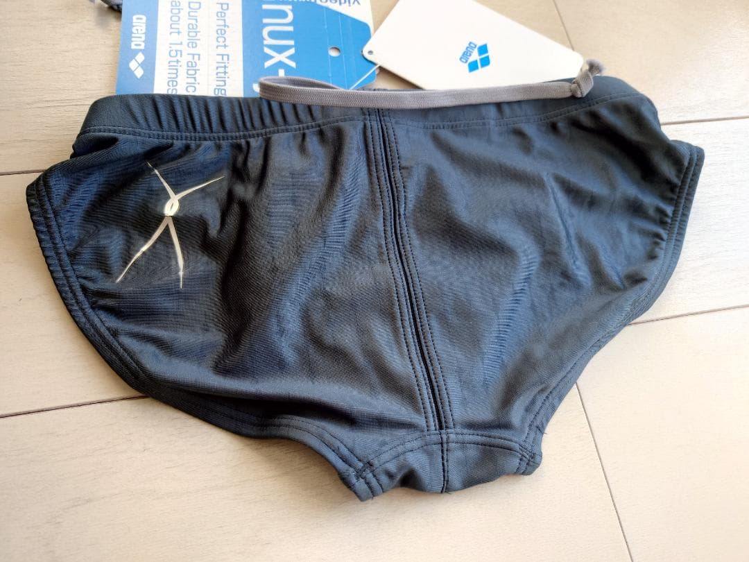 arena NUX-f ニュークス ARN-6015光沢グレイ Mサイズ競パン