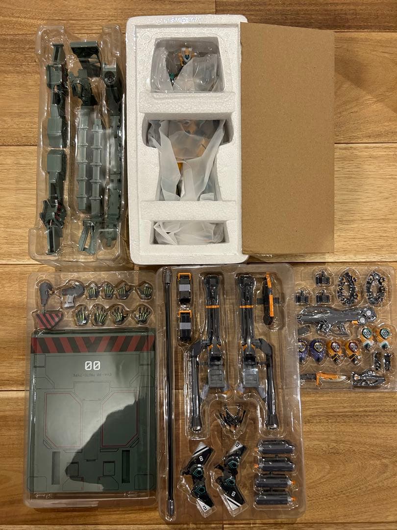 メタルビルド エヴァ初号機 EVA2020&弐号機&零号機&武装セット【開封品】