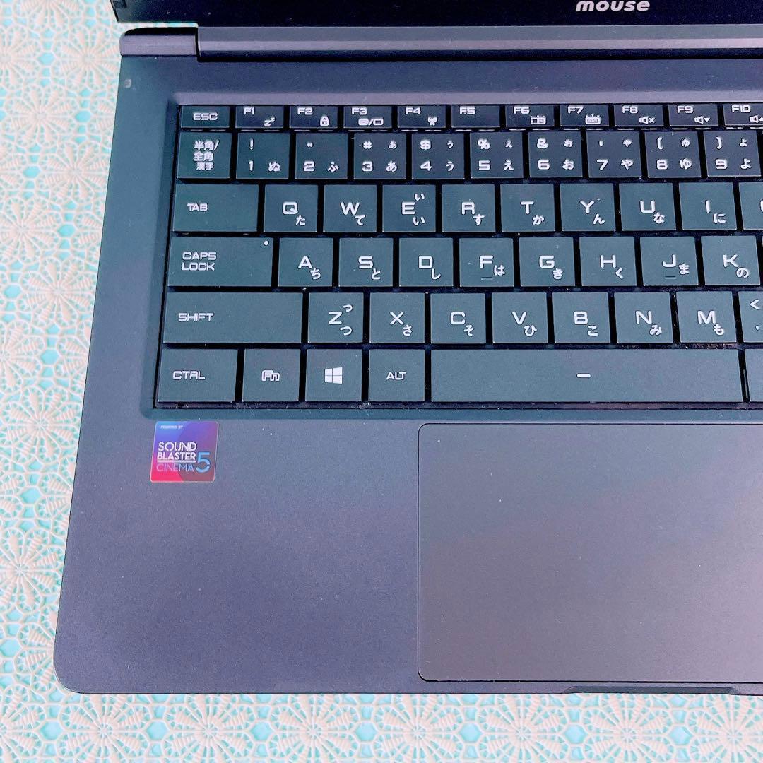 第10世代Corei7✨️16GB✨️小型軽量！Win11黒ノートパソコンSSD薄型