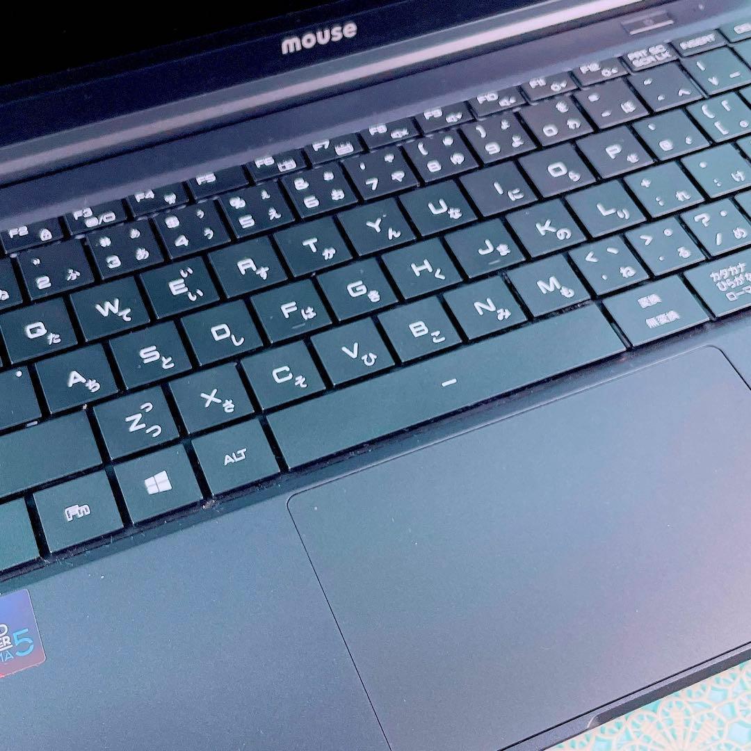 第10世代Corei7✨️16GB✨️小型軽量！Win11黒ノートパソコンSSD薄型