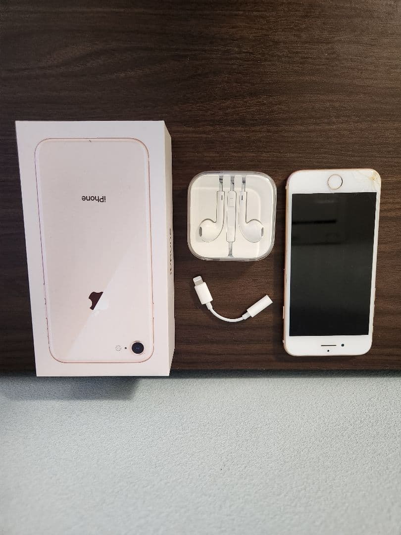 Apple iPhone 8 64GB ゴールド 本体