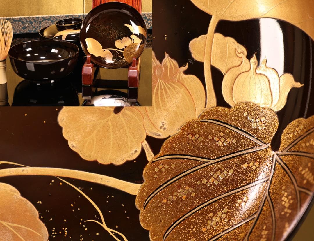 BK413　時代輪島塗　蓮図金蒔絵　吸物椀　二客　木製　茶道具 懐石 会席 菓子