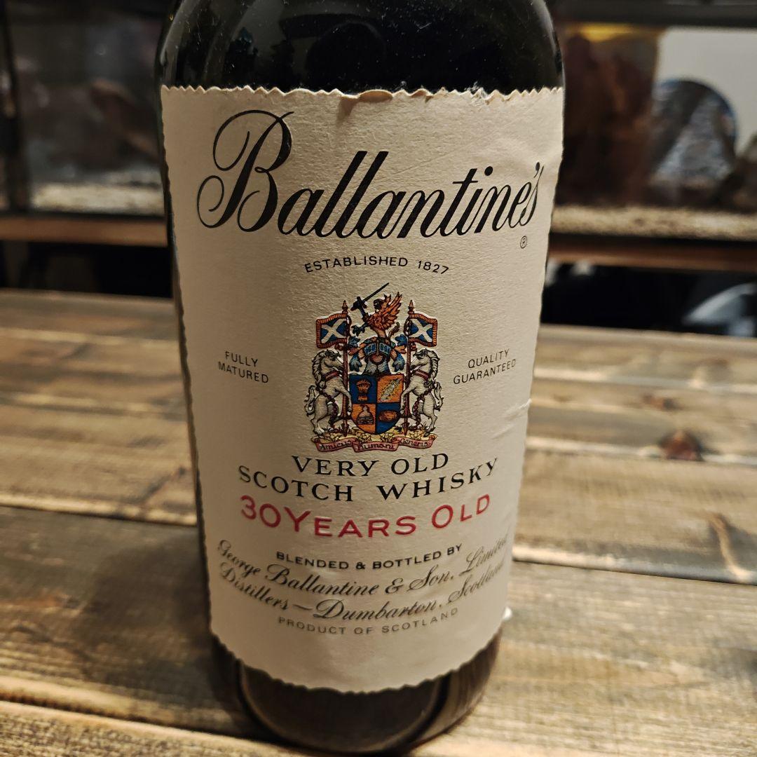 ウイスキー Ballantine's 30 Years Aged Scotch W