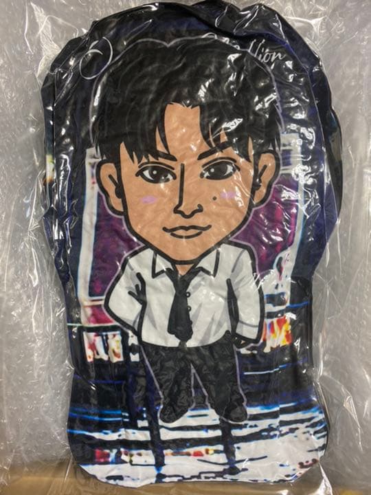 クッション 白濱亜嵐 ワンミリ 白シャツ