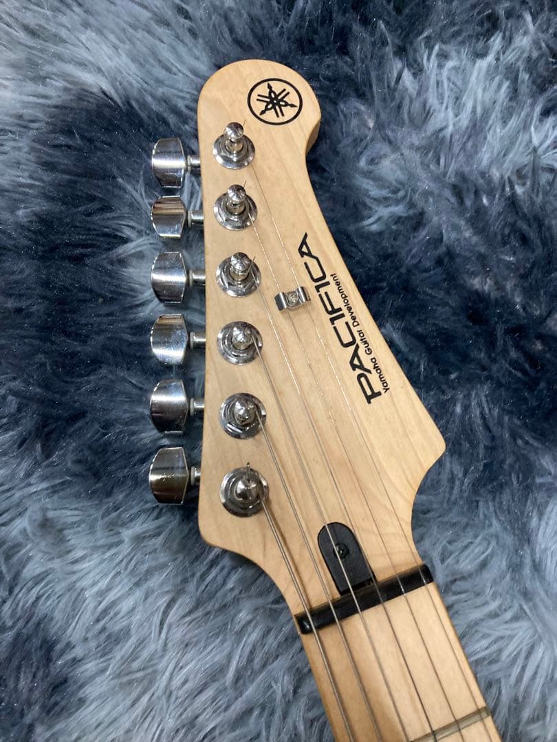 美品 ヤマハ YAMAHA PACIFICA PAC 112V木目調 ナチュラル
