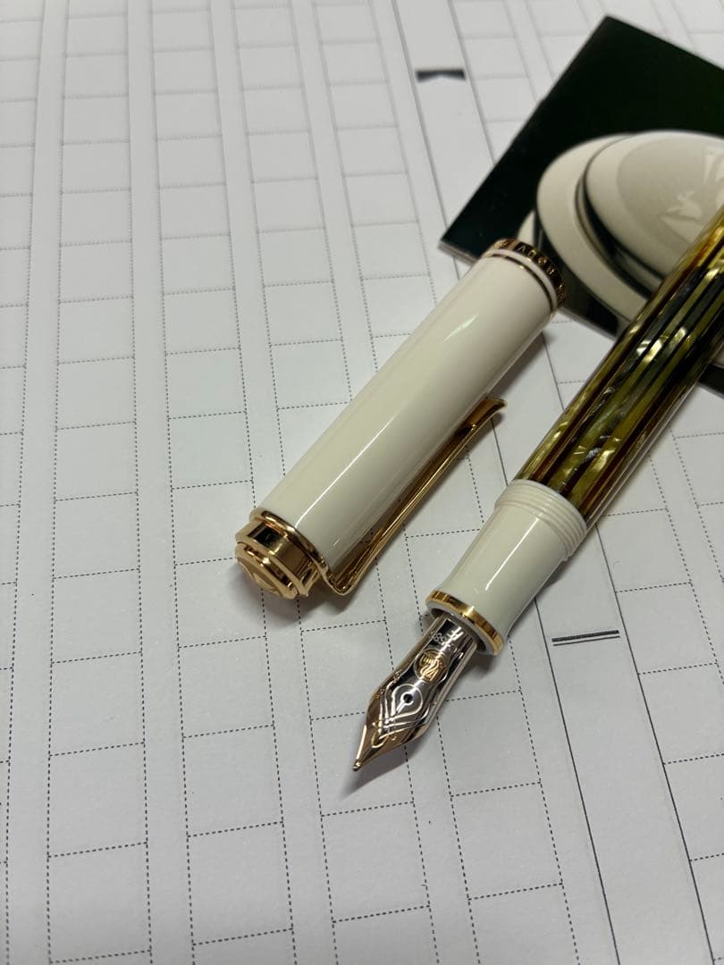 ペリカン　スーベレーン　M400 ホワイトトータス　細字