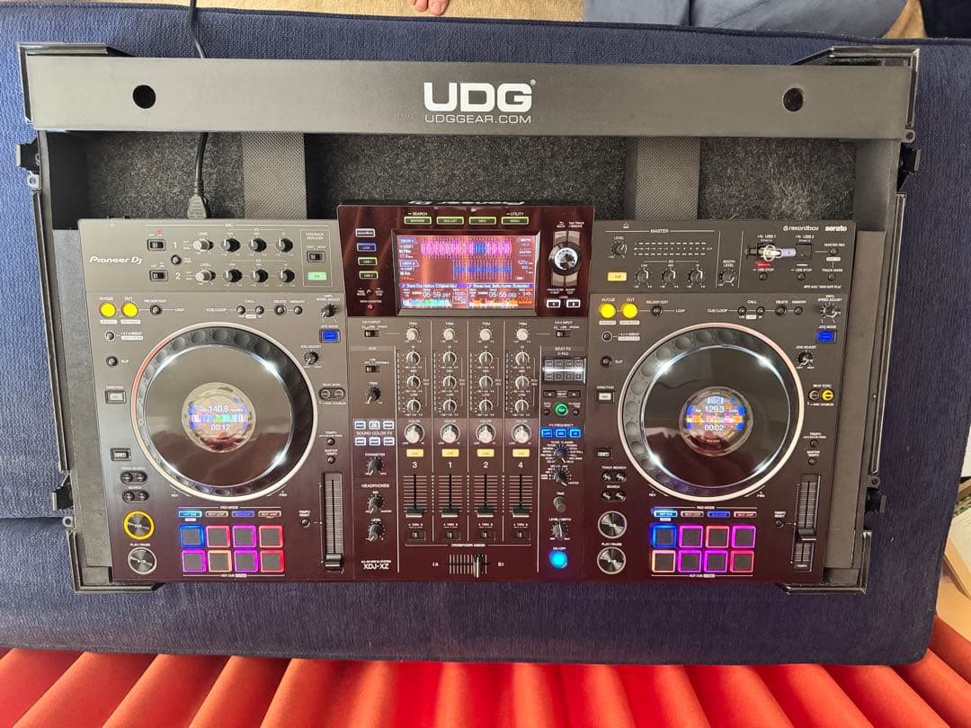 超美品　Pioneer DJ XDJ-XZ コントローラー＋UDGフライトケース