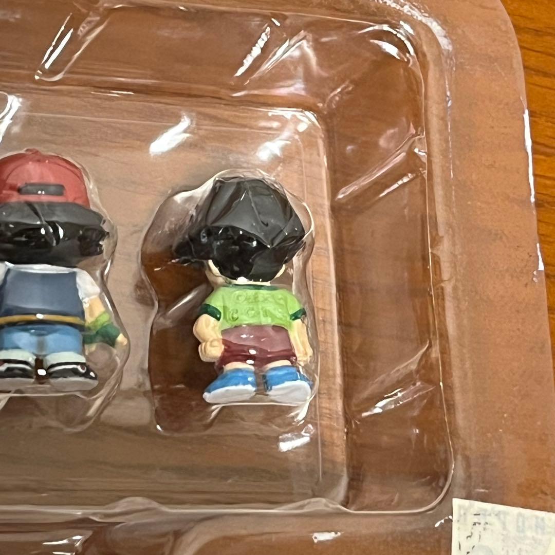 TOMY　トミー　ちびポケハウス 人形セット　サトシ　カスミ　ケンジ