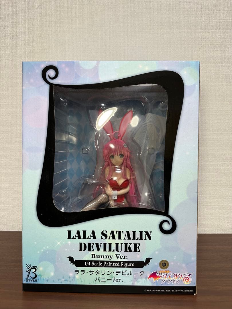 入手困難　ララ バニーVer. フィギュア